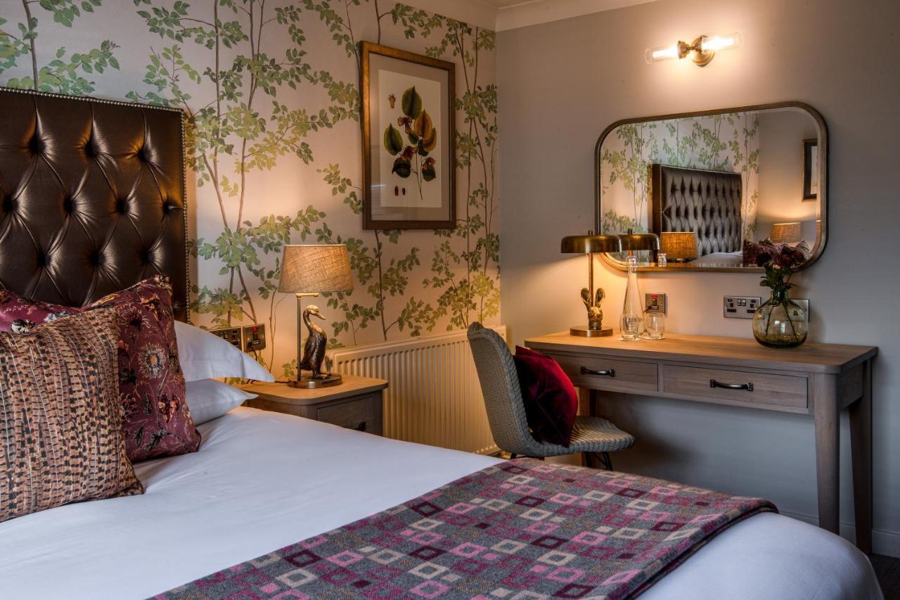 The Millstone, Mellor Hotel Blackburn  Exterior foto A bedroom at The Swan