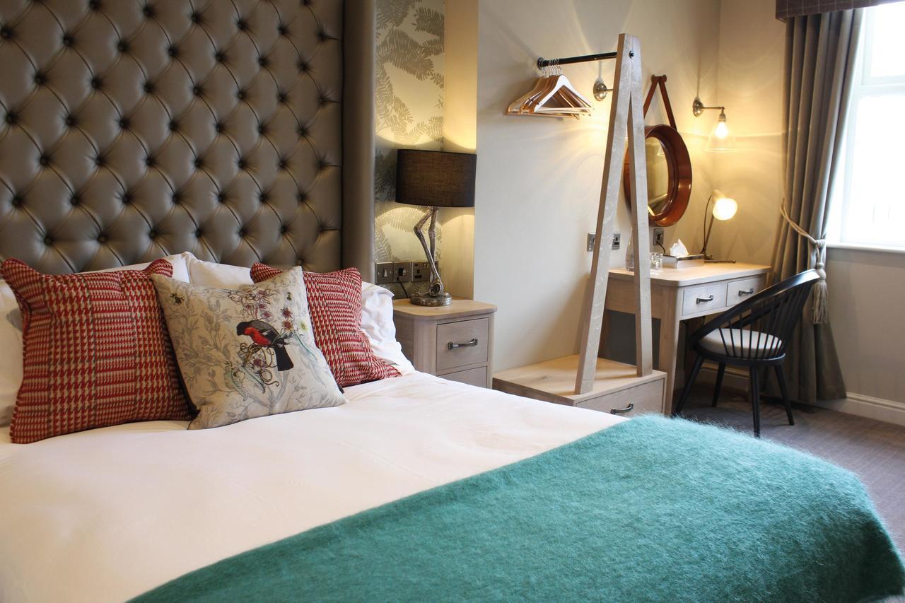 The Millstone, Mellor Hotel Blackburn  Exterior foto A bedroom at The Old Bank Hotel