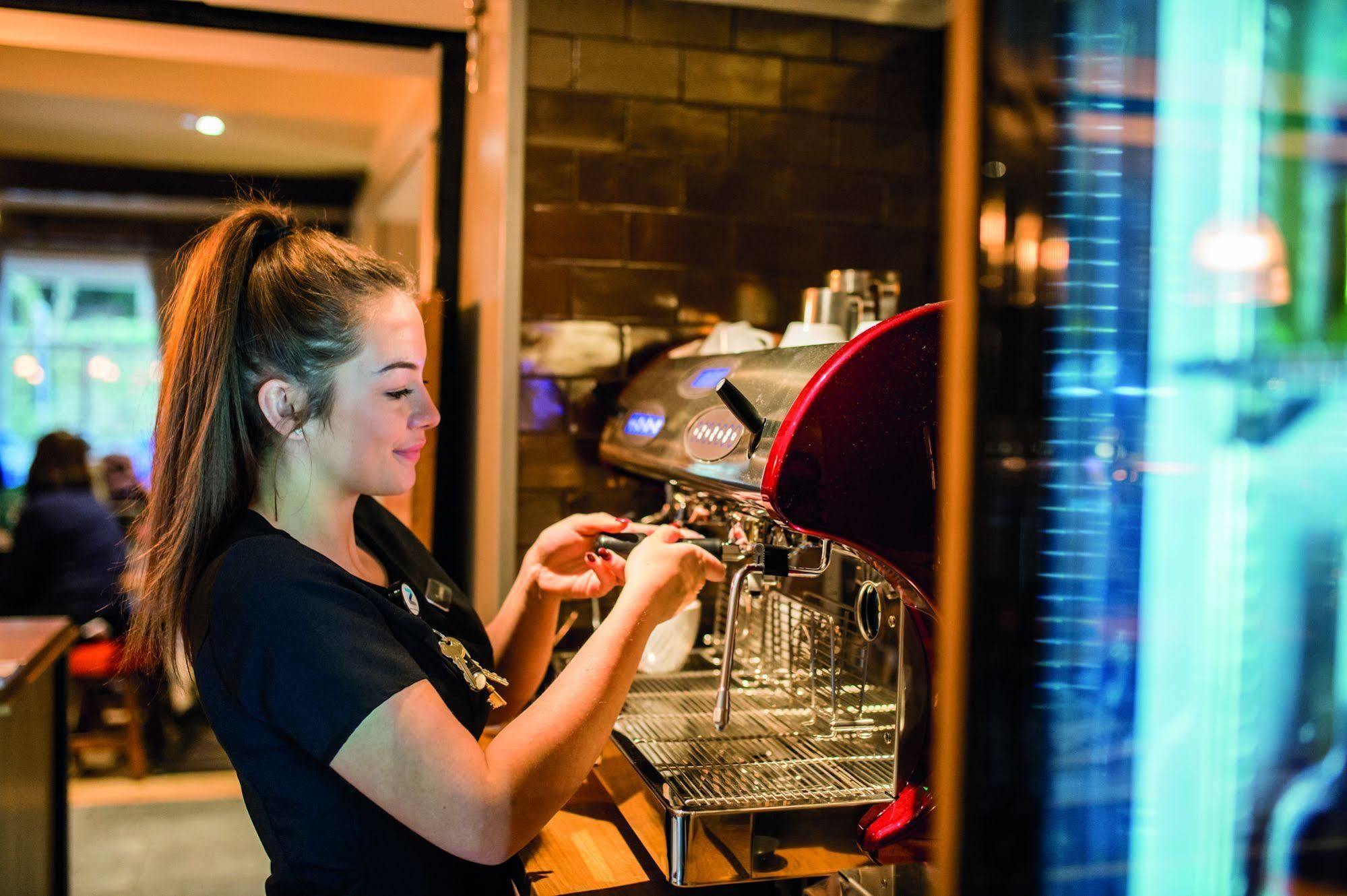 The Millstone, Mellor Hotel Blackburn  Exterior foto A barista making coffee