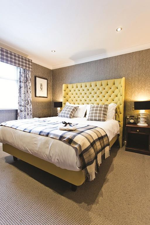 The Millstone, Mellor Hotel Blackburn  Exterior foto A bedroom at the hotel