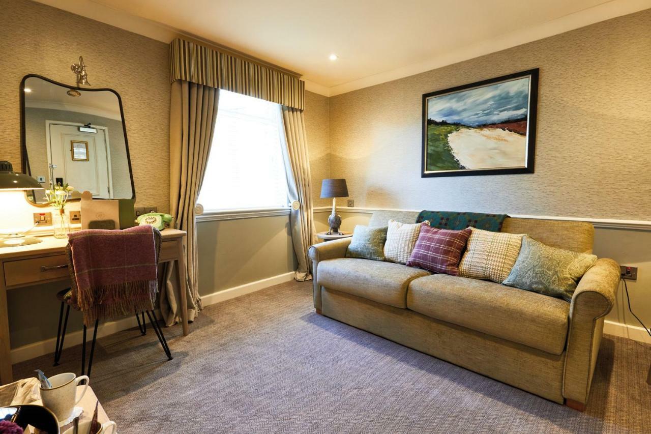 The Millstone, Mellor Hotel Blackburn  Exterior foto A suite at the hotel